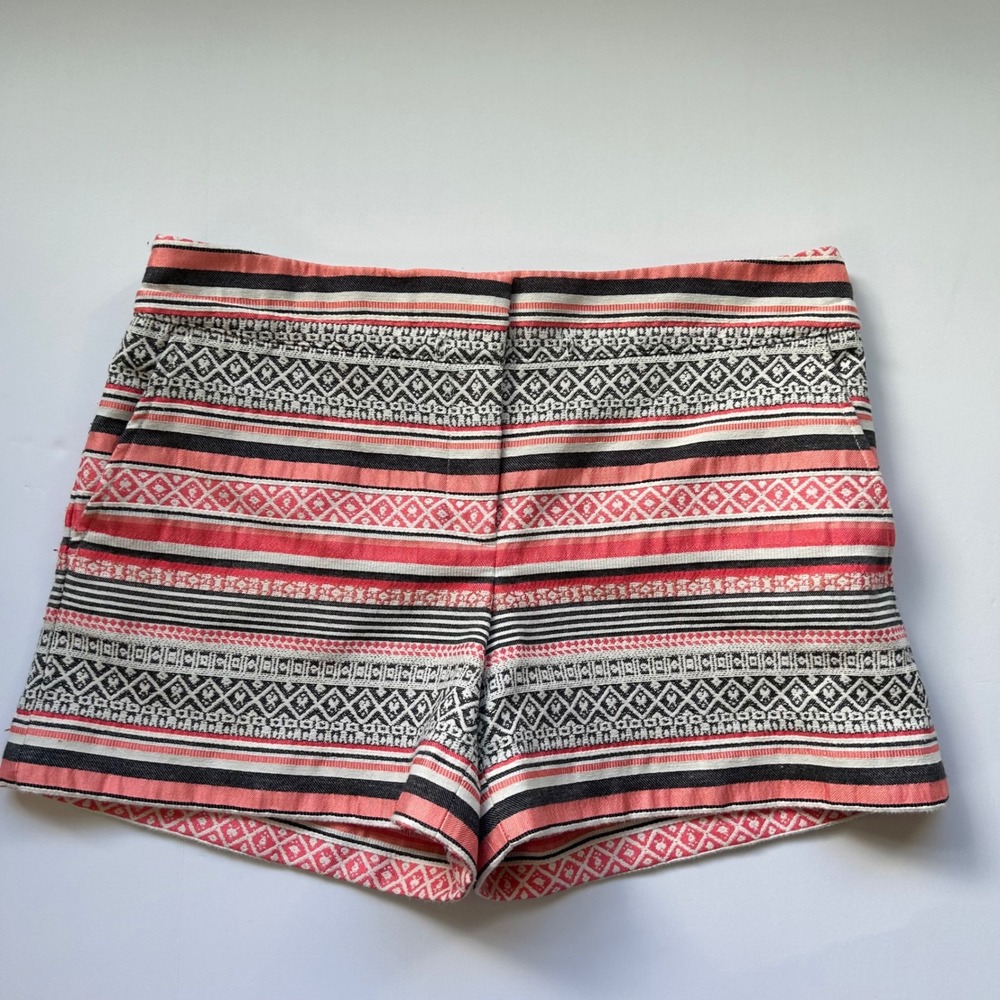 Ann Taylor LOFT Riviera Shorts Womens 8 Coral Black White Geometric Tribal Print
